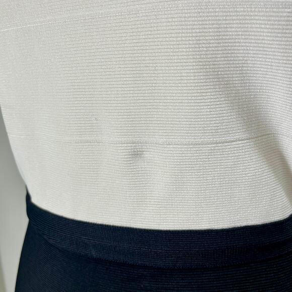 WHBM Boatneck Colorblock Knit Sweater Dress Fit & Flare Size Short Sleeve Small - Picture 8 of 10